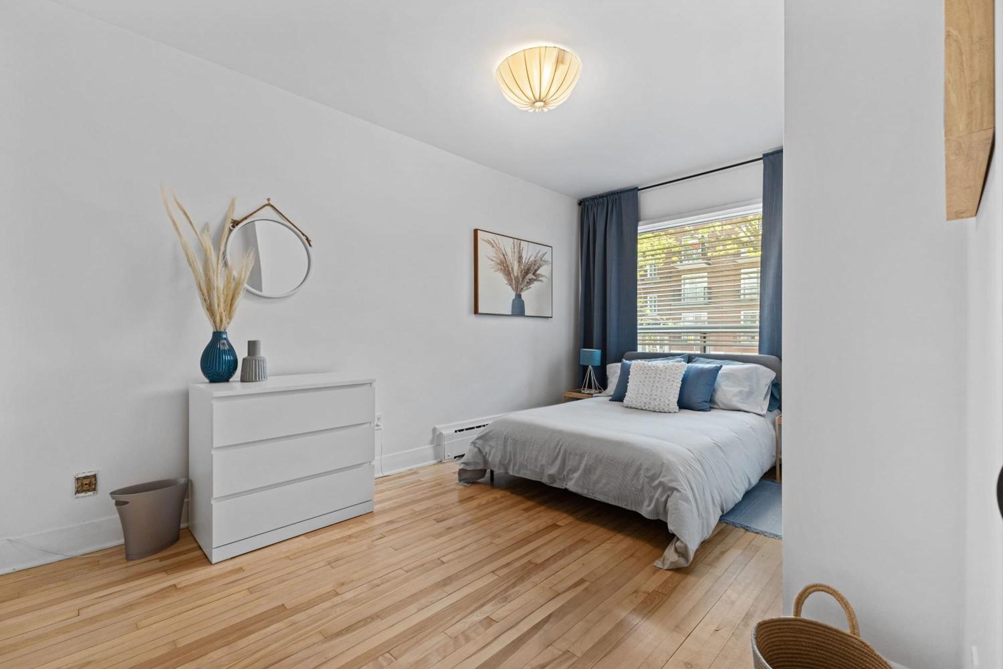 Large Beautiful 2Br Apartment Fully Equipped Montreal Exterior photo